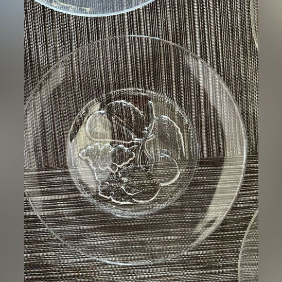 Clear Glass Plates with Fruit Design - Picture 8 of 11